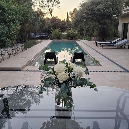 La Villa Kalliste Vacquieres  Luaran gambar