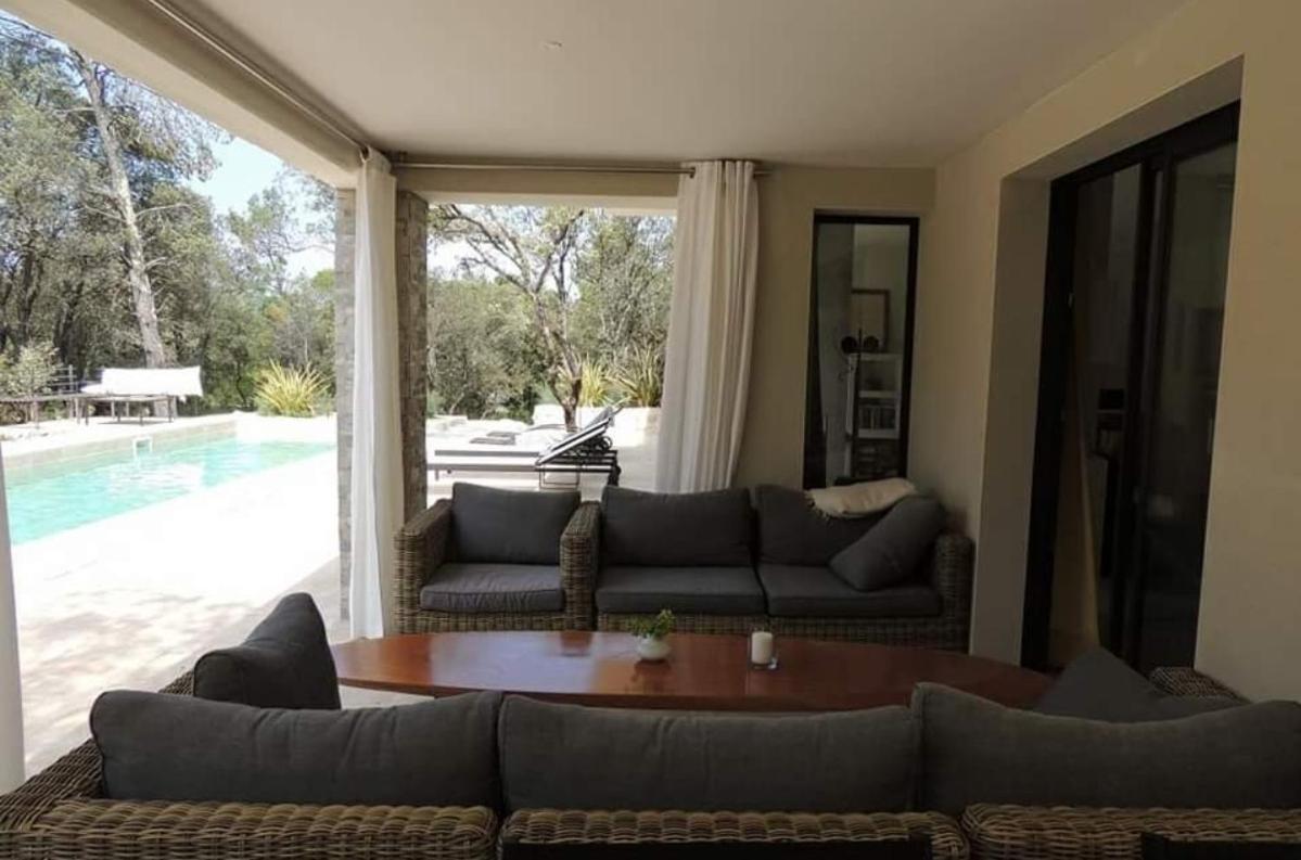 La Villa Kalliste Vacquieres  Luaran gambar